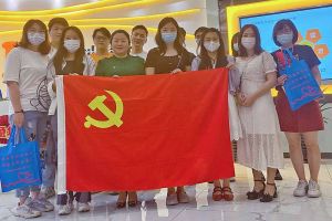 用“热血”传递爱心，安博(中国)官方网站安博手机版登录入口开展爱心献血活动